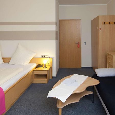 Hotel Garni Am Goetheplatz Bad Munster am Stein-Ebernburg Bilik gambar