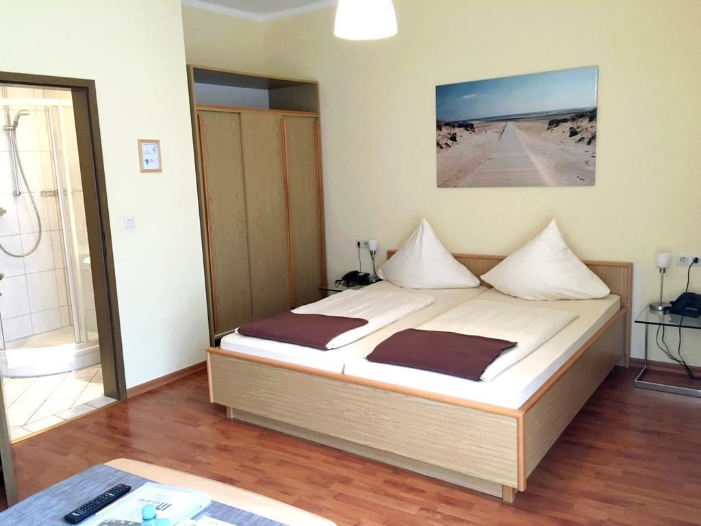 Hotel Garni Am Goetheplatz Bad Munster am Stein-Ebernburg Luaran gambar